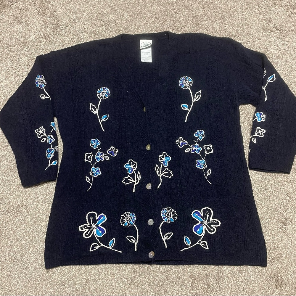Vintage Women’s Laura Ashley Floral Embroidered Knit Cardigan Size L